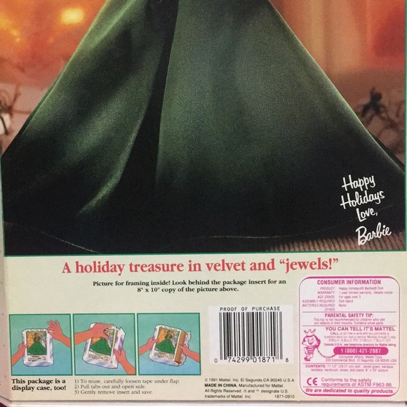 Happy Holidays Barbie: 1991 - Picture 9 of 13